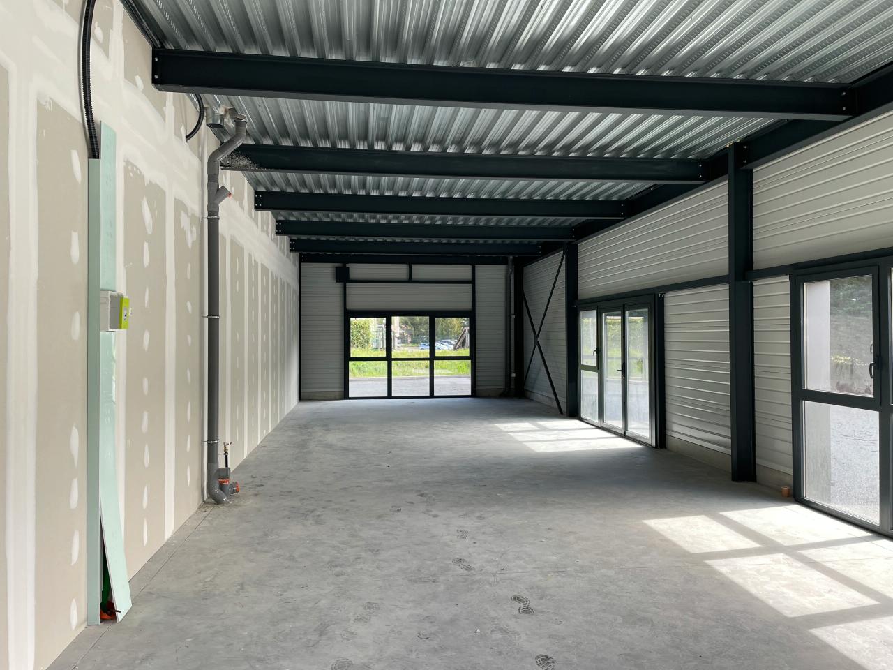 Local d'activité Sillingy 833m² Vente local d'activité Sillingy Haute-Savoie OVACT2424823 4